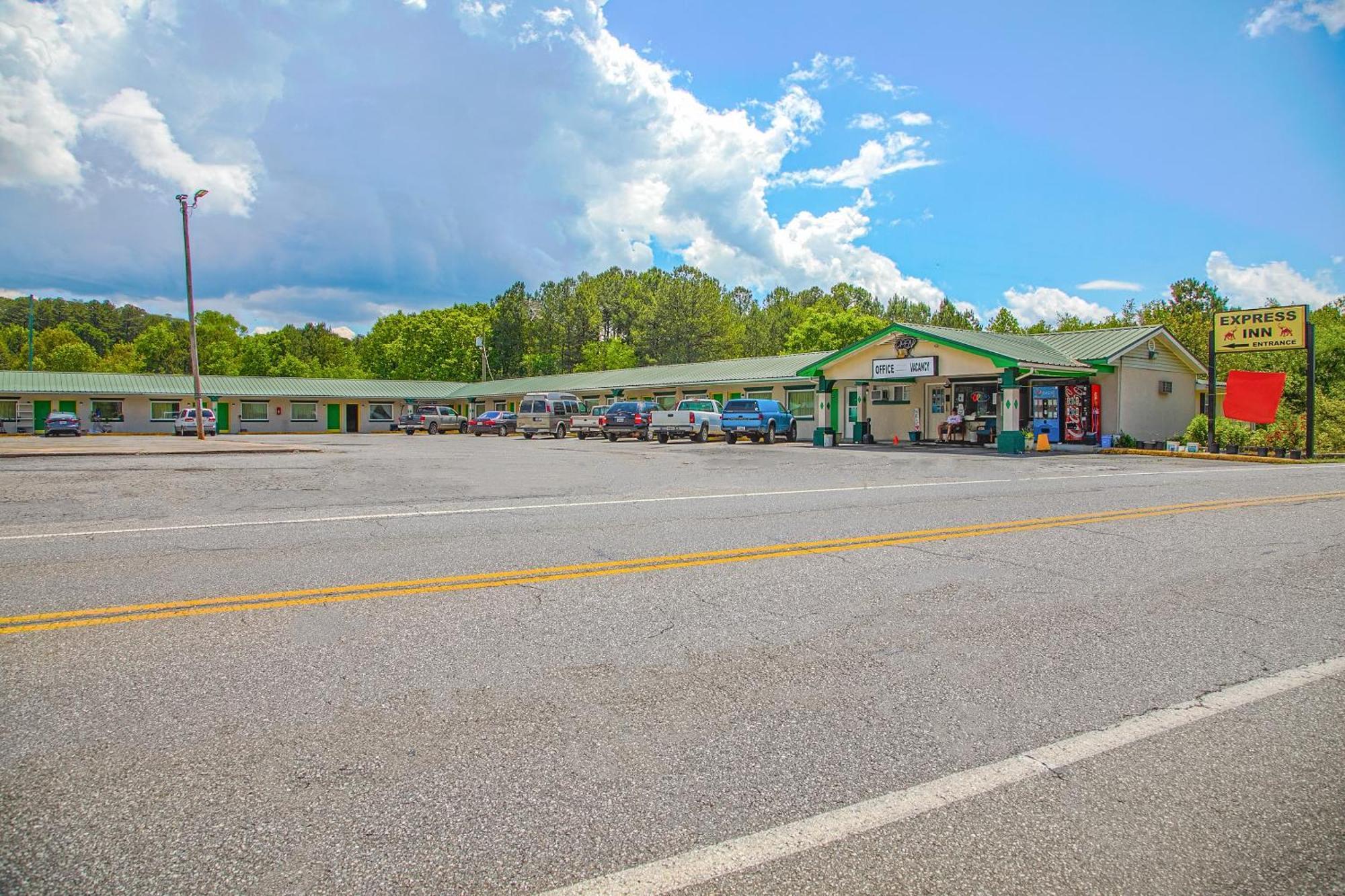 Oyo Calhoun, Ga I-75 Calhoun